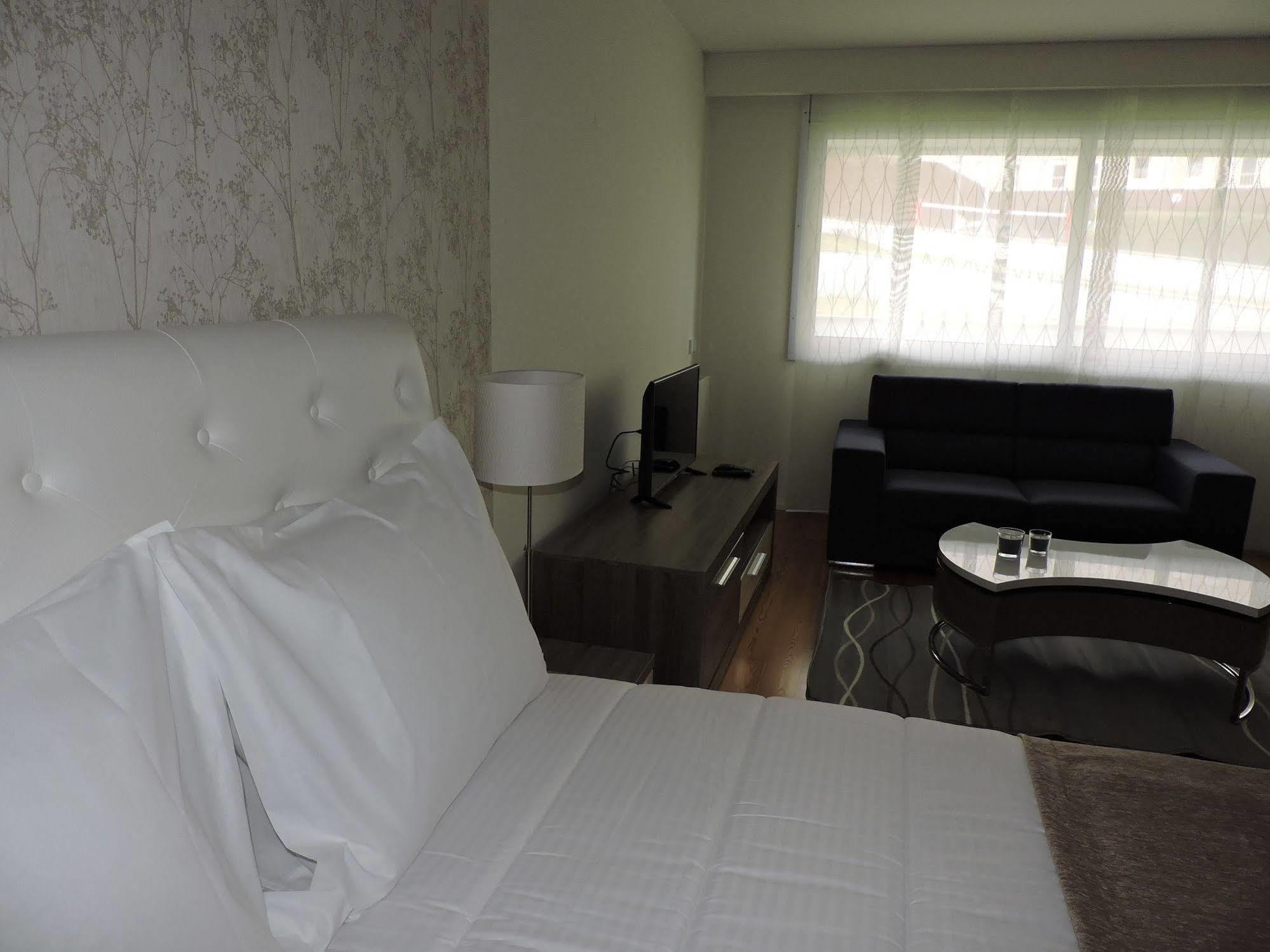 Rs Porto Boavista Studios ภายนอก รูปภาพ